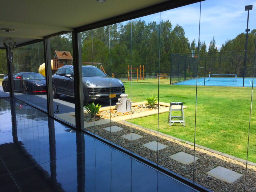 Frameless Bifold Sydney, Commercial & Residential